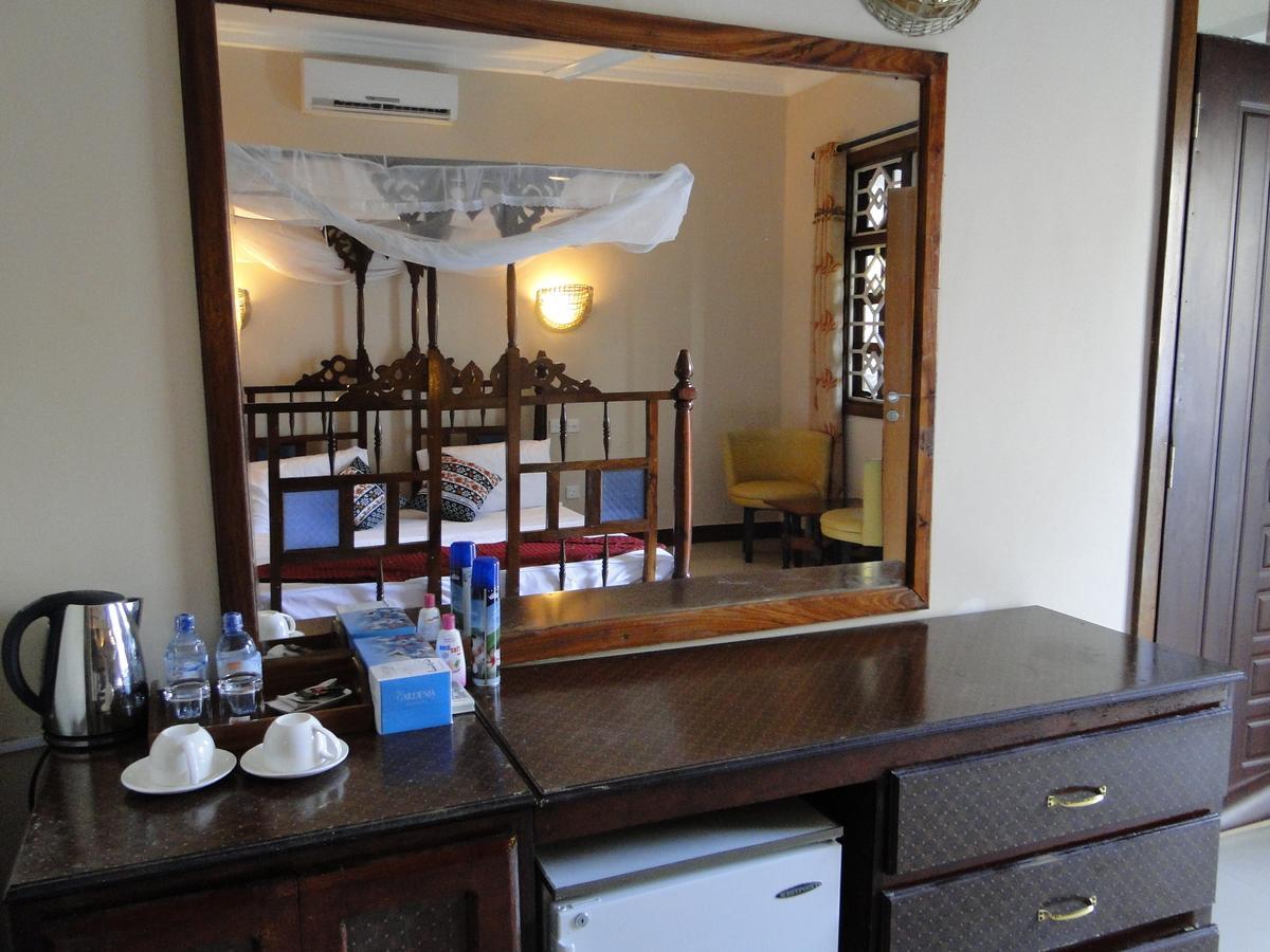 Pwani Silver Sand Beach Hotel ザンジバルシティ エクステリア 写真