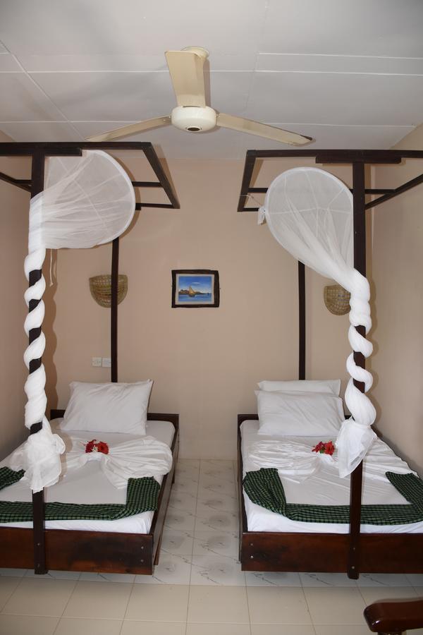 Pwani Silver Sand Beach Hotel ザンジバルシティ エクステリア 写真