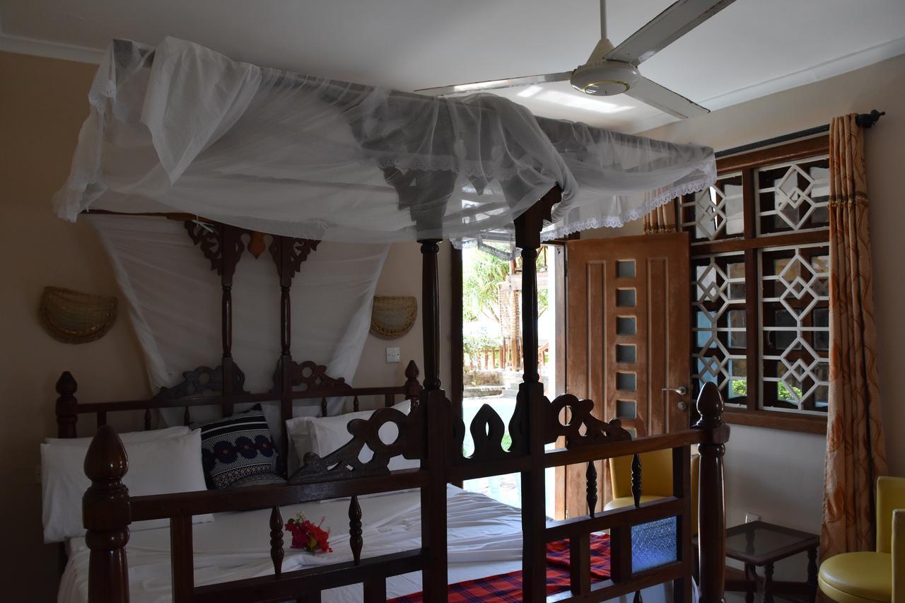 Pwani Silver Sand Beach Hotel ザンジバルシティ エクステリア 写真