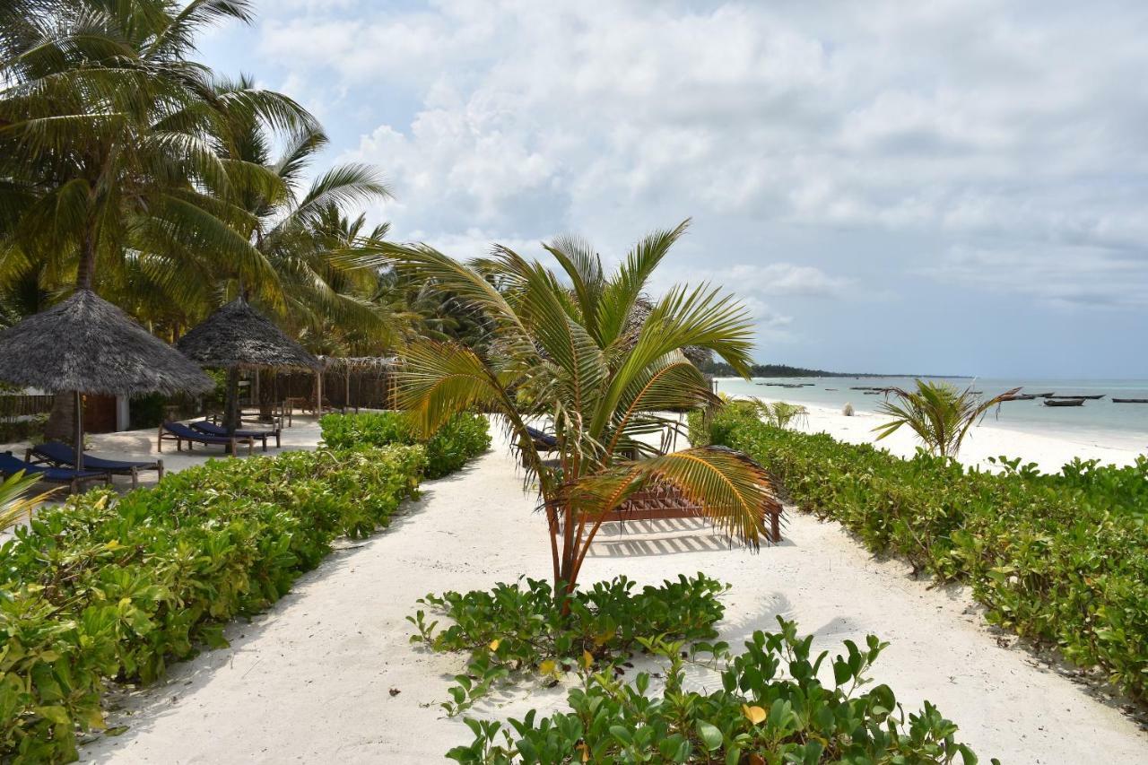 Pwani Silver Sand Beach Hotel ザンジバルシティ エクステリア 写真