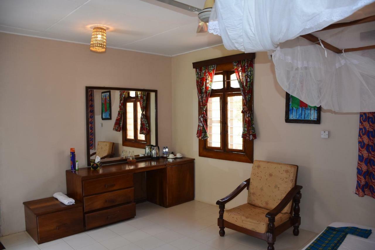 Pwani Silver Sand Beach Hotel ザンジバルシティ エクステリア 写真