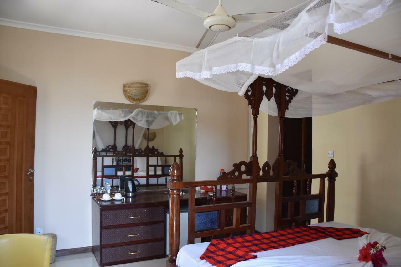 Pwani Silver Sand Beach Hotel ザンジバルシティ エクステリア 写真